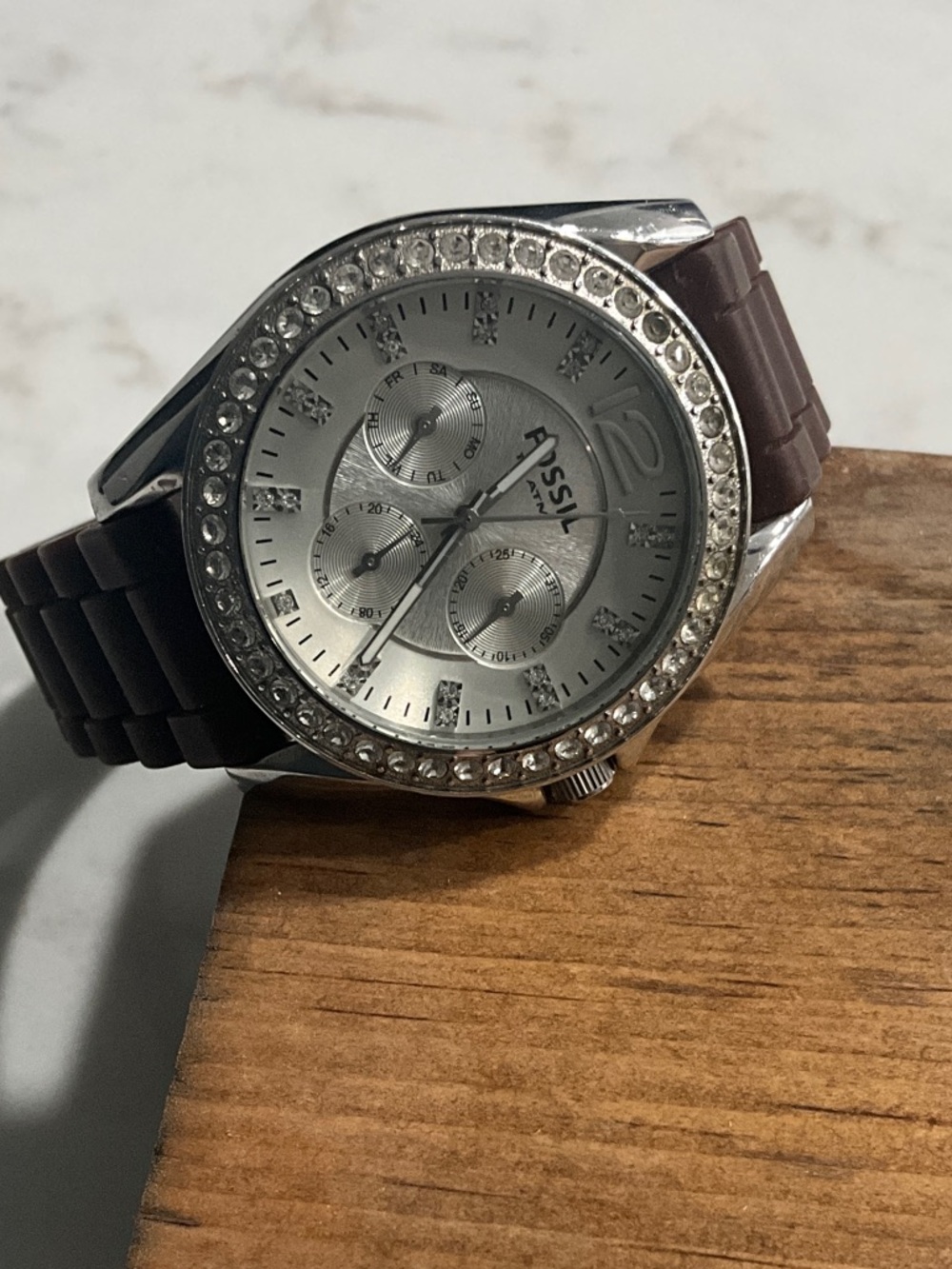 FOSSIL Silver Crystal Bezel Watch with Brown Silicone Strap